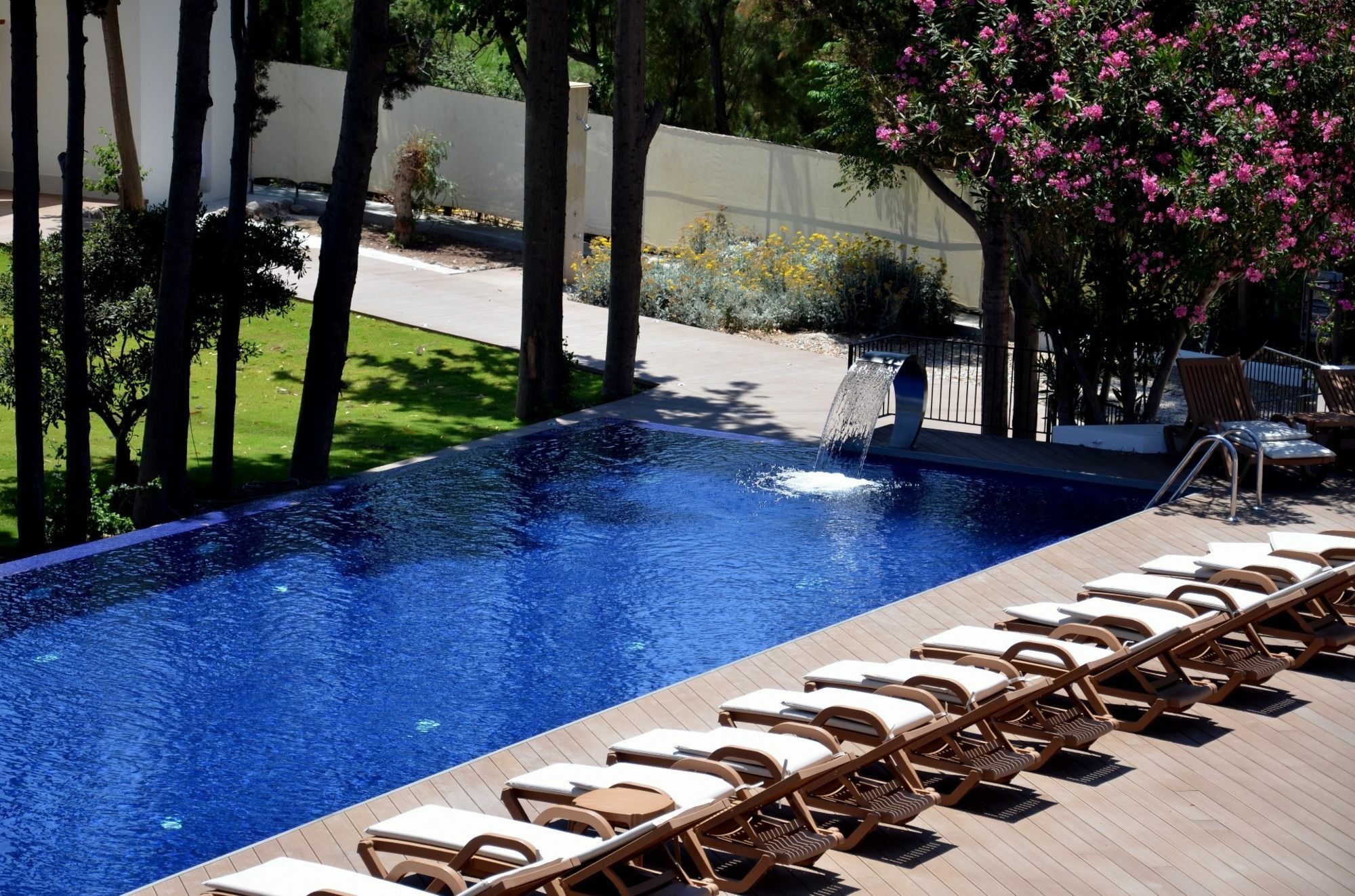 Liv Hotel By Bellazure Akyarlar Extérieur photo